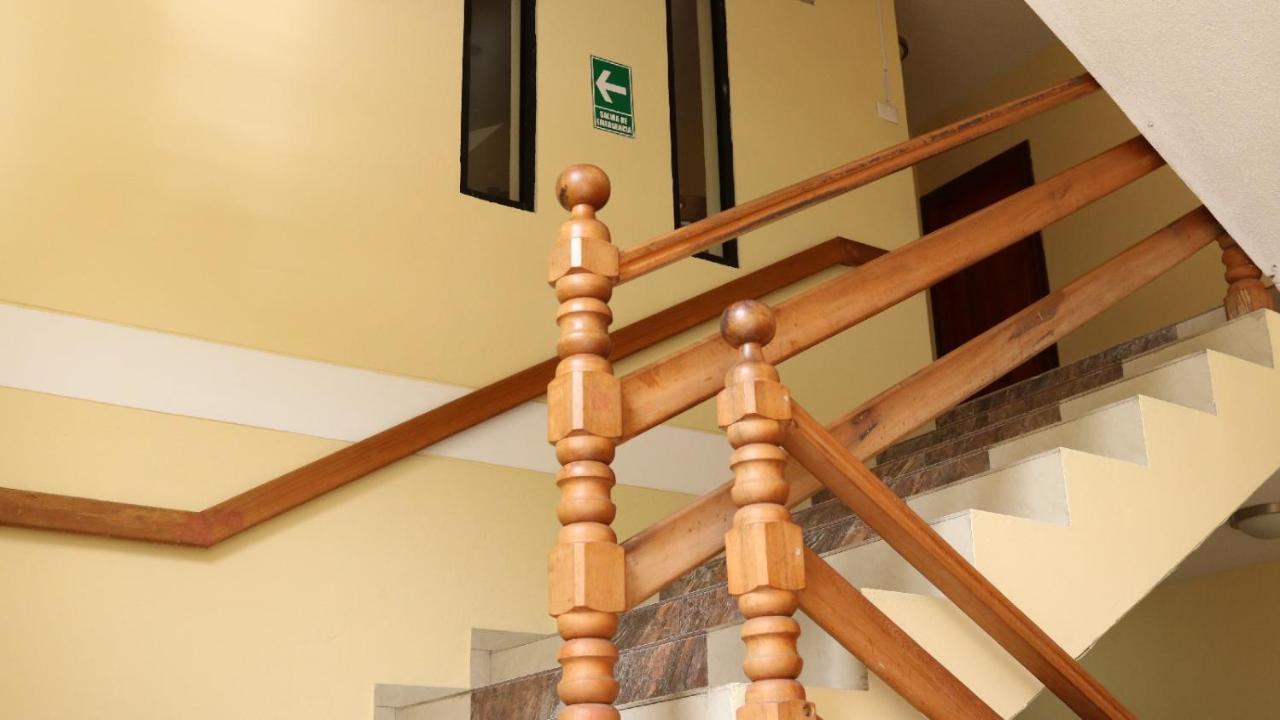 Hostal Casa Montoya Banos  Exterior photo